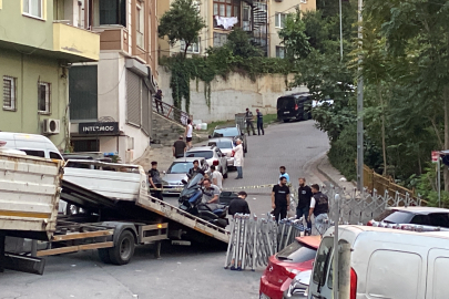 Kağıthane’de 2 polisin yaralandığı 1 saldırganın öldüğü uyuşturucu operasyonundaki sokakta incelemeler devam ediyor