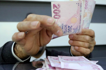 5 bin lira emekli ikramiyesi Meclis’te kabul edildi