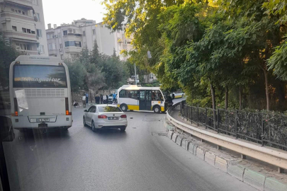 Bursa'da kaza yapan minibüs şoförü yaralandı