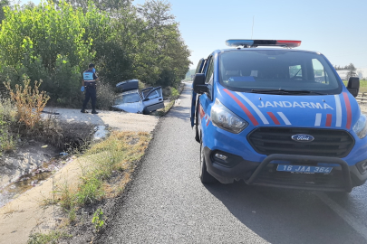 Kanala uçan otomobilin kadranı 100'de takılı kaldı...1 ölü, 3 yaralı