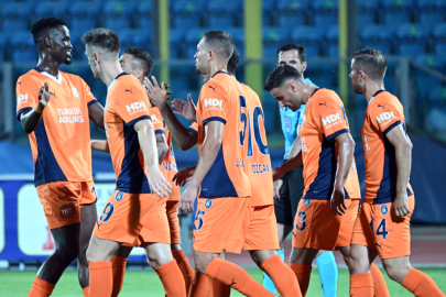 UEFA Avrupa Konferans Ligi: La Fiorita: 0 - RAMS Başakşehir: 4