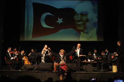 Bursa’da Atatürk’ün sevdiği şarkılar seslendirildi