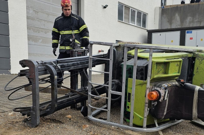 Forkliftin altında kalan işçi hayatını kaybetti