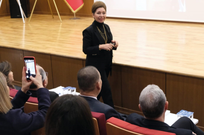 Mudanya Üniversitesi’nde yeni dünyada çocuk olmak semineri gerçekleştirildi