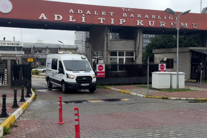 Bağcılar'da öldürülen 12 yaşındaki kızın cenazesi Adli Tıp Kurumu'ndan alındı