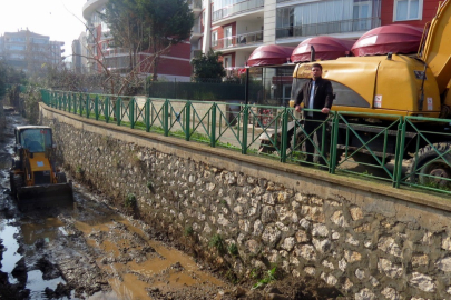 Mudanya Kara Dere'de temizlik çalışmaları başladı