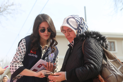 Bursa'da kadına şiddetle mücadelede kadın polisler kolları sıvadı